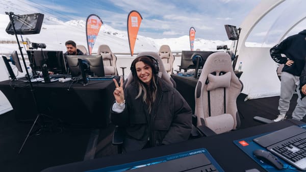 JBL holt Gaming-Influencerinnen "RevedTV" und "xFibii" ins Boot