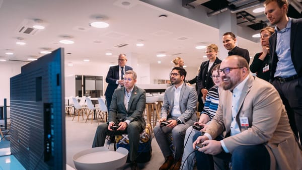 Hesse Economy Minister Mansoori Meets Games Industry at Nintendo Headquarters