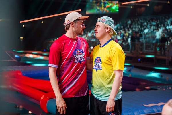 2. Red Bull Jump & Run with Papaplatte, Rewi, Fibii and LetsHugo