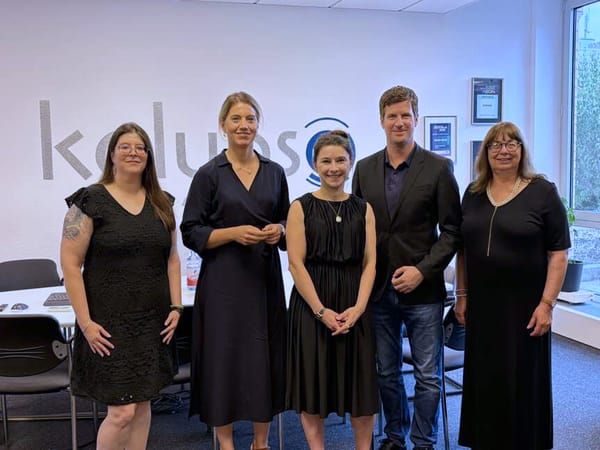 Mayor Visits Kalypso Media to Mark Its Anniversary