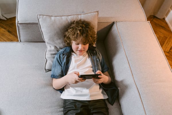EU Kids Act: Reactions and Analyses